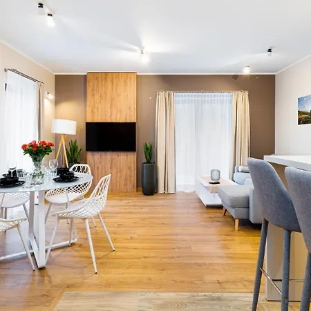 Apartment Wonder Z Prywatnym Tarasem, Blisko Wyciagow Arena I Winterpol, Aquaparku I Kosciola Wang Karpacz